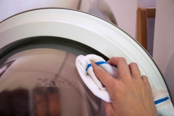 Кращі засоби для чищення пральної машини: як вибрати правильне? 