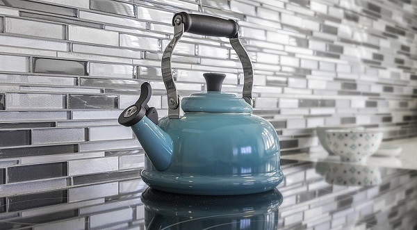 Як почистити чайник від накипу: найефективніші народні методи і засоби