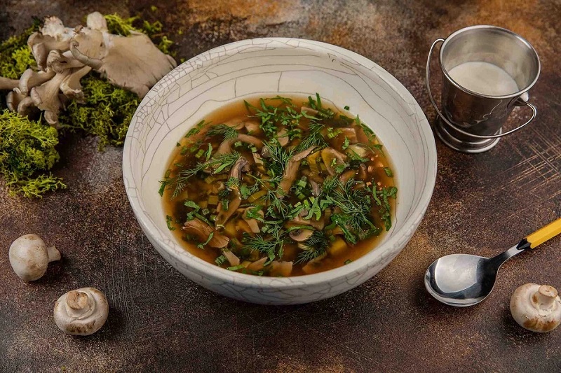 7 рецептів супів, які допоможуть примиритися з осінню (і зігрітися)